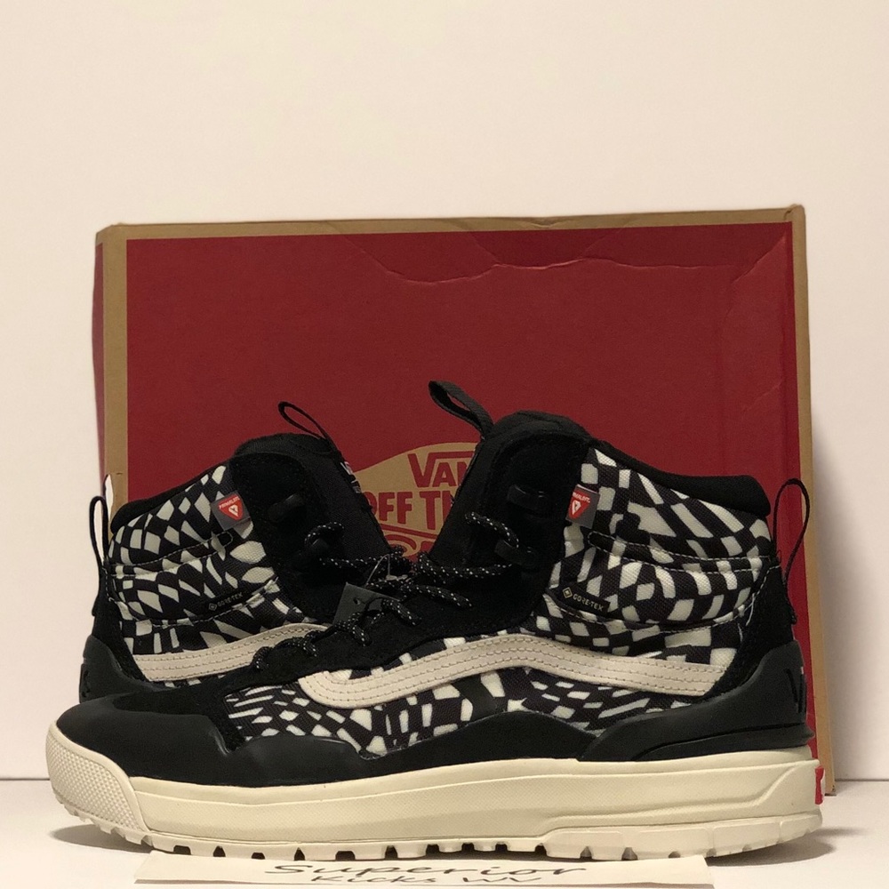 Vans Ultrarange Exo Hi Gore-Tex Mte-2 “Black/Warped Check”